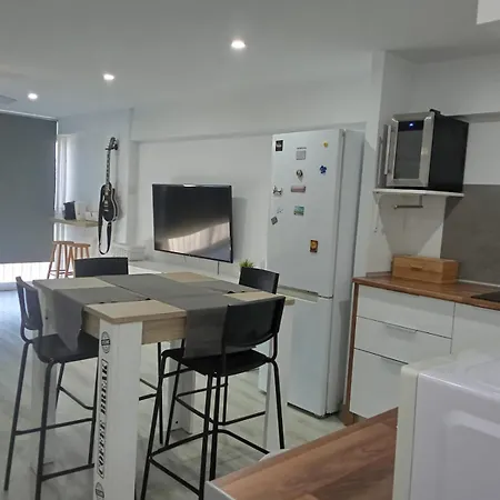 Bonito Piso Con Vista Al Mar Апартаменты *